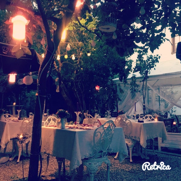 รูปภาพถ่ายที่ Ada Palas Butik Hotel โดย Eda Ş. เมื่อ 8/19/2016