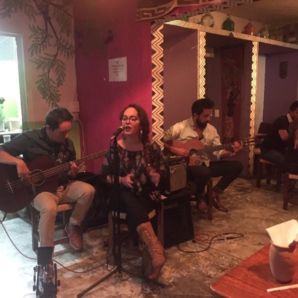 Photo taken at Jacaranda Mojito-Bar y Café by Yocelin V. on 11/6/2016