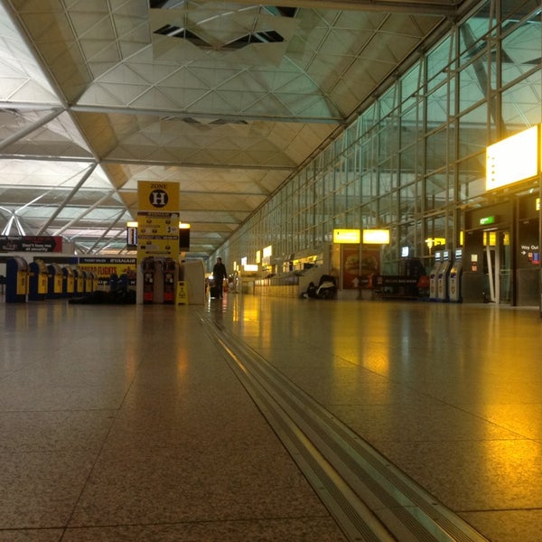 4/3/2013 tarihinde Abdulrahman S.ziyaretçi tarafından London Stansted Airport (STN)'de çekilen fotoğraf