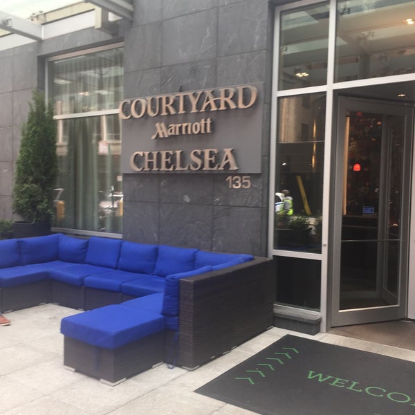 Foto tomada en Courtyard by Marriott New York Manhattan/Chelsea  por Jason S. el 6/7/2017