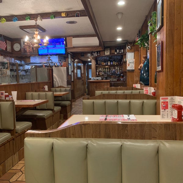 Foto tirada no(a) Chelsea Square Restaurant por Jason S. em 8/14/2019