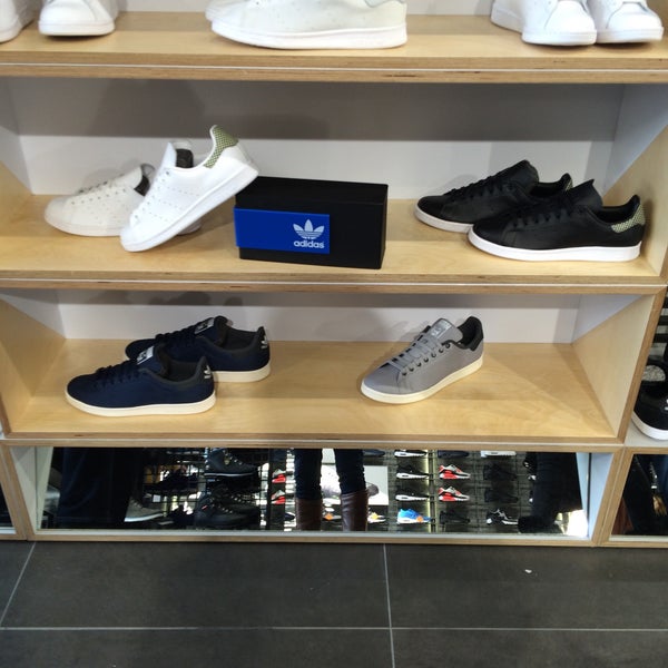jd sports los angeles trainers