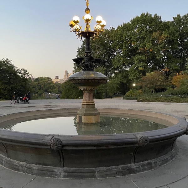 Cherry Hill Fountain Fountain in New York