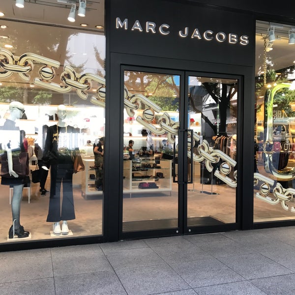Photos At Marc Jacobs 心斎橋店 Boutique In 中央区