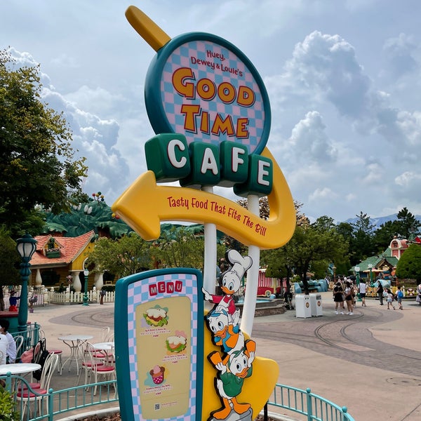 ヒューイ デューイ ルーイのグッドタイム カフェ Huey Dewey Louie S Good Time Cafe American Restaurant