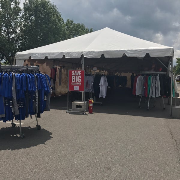 DICK'S Sporting Goods Lexington, KY