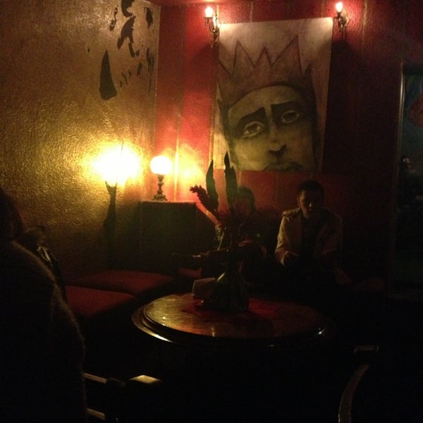 Photo taken at La Voragine Pizzería Bar by Alexis A. on 1/19/2013
