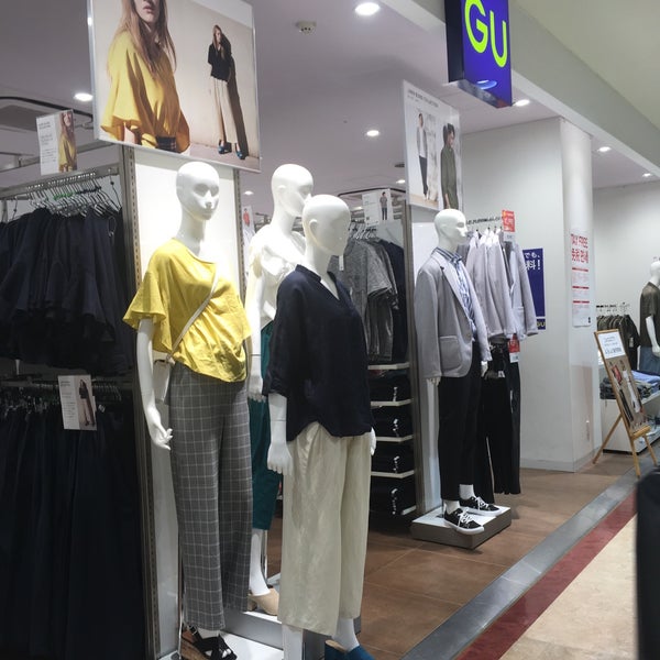 ジーユー 紙屋町サンモール店 Clothing Store