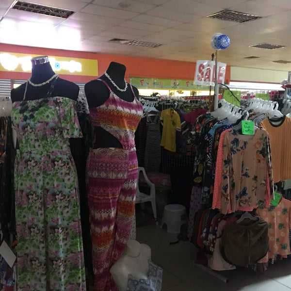 Lucky Gold Plaza Rosario 4 tips