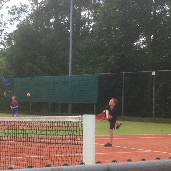 Tennispark Overdam - Tennis Court