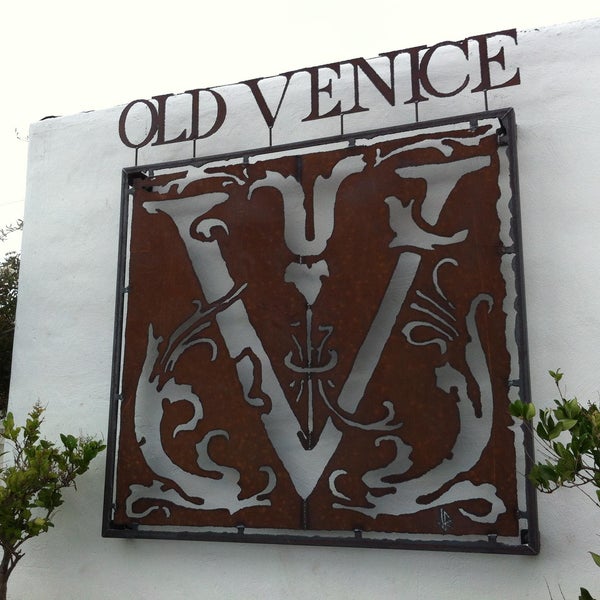 Photo taken at Old Venice Restaurant by Old Venice Restaurant on 5/11/2015