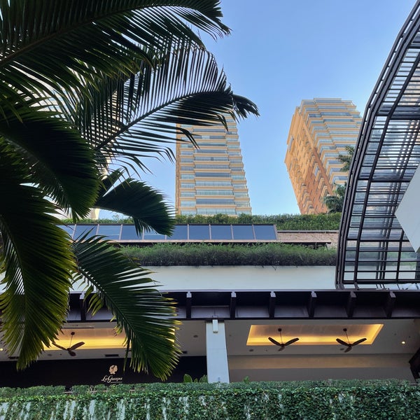 รูปภาพถ่ายที่ Shopping Cidade Jardim โดย Lucy Xu เมื่อ 7/10/2021