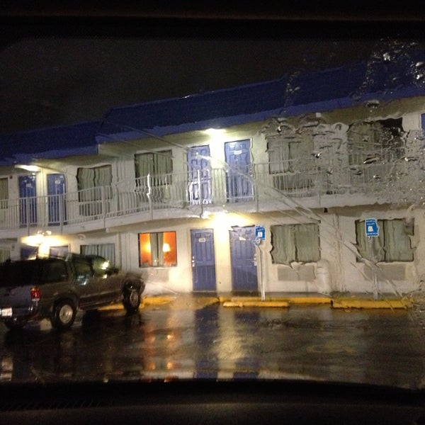 Motel 6 Hotel In Norcross - 