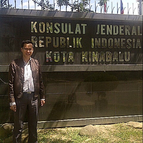 Photo taken at Konsulat Jenderal Republik Indonesia by Alexandri L. on 2/15/2013