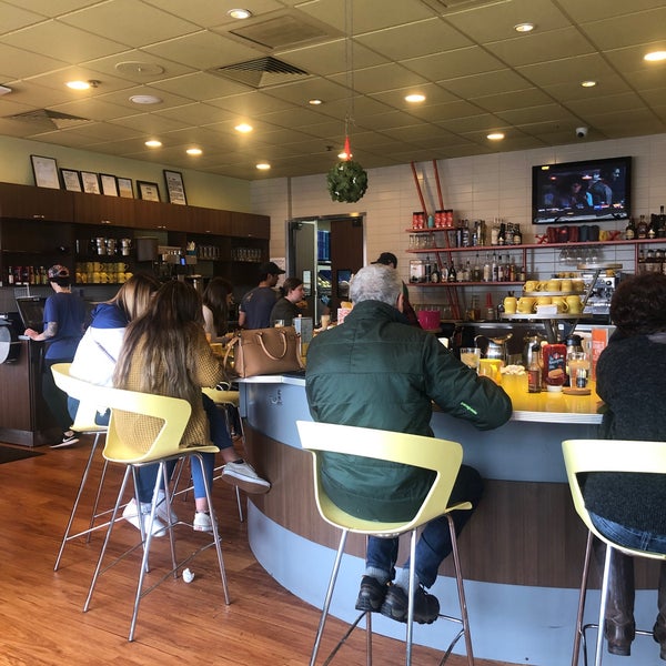 Photo taken at Snooze, an A.M. Eatery by Christina M. on 2/17/2020