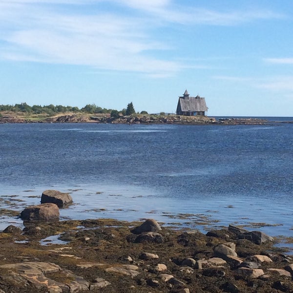 Причал кемь. Рабочеостровск соловки. Кемь причал на соловки. Причал кемь. Причал кемь.