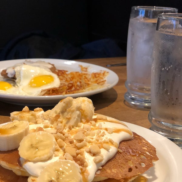 Photo taken at Denny&#39;s by Milad R. on 4/20/2019