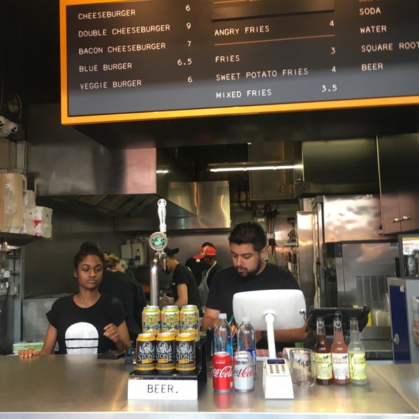 Photo taken at Bleecker Burger by Barnabee on 9/1/2017
