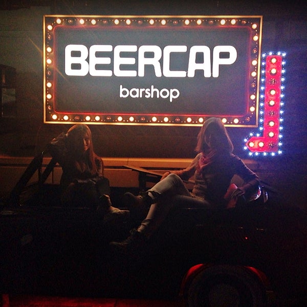 Photo taken at BeerCap Barshop by Бася on 7/10/2016