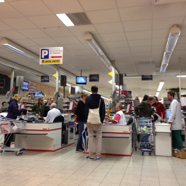 Edeka Muller Supermarket In Hamburg