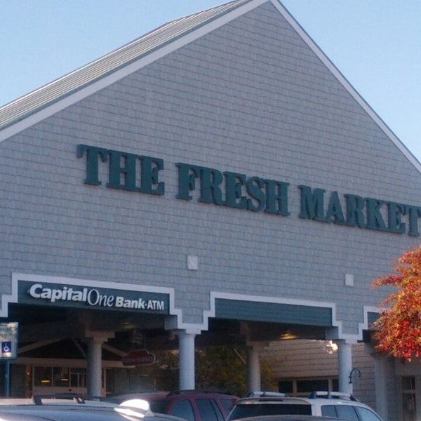 Foto diambil di The Fresh Market oleh Naomi W. pada 11/3/2013