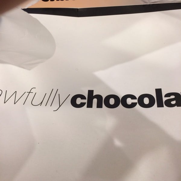 12/23/2013にJuliet R.がAwfully Chocolateで撮った写真