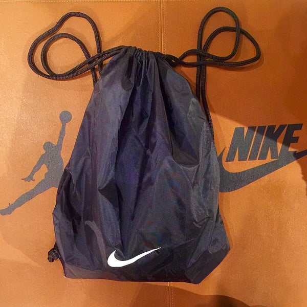 Foto scattata a Nike Store Cola di Rienzo da XIΔΠ G. il 12/29/2014