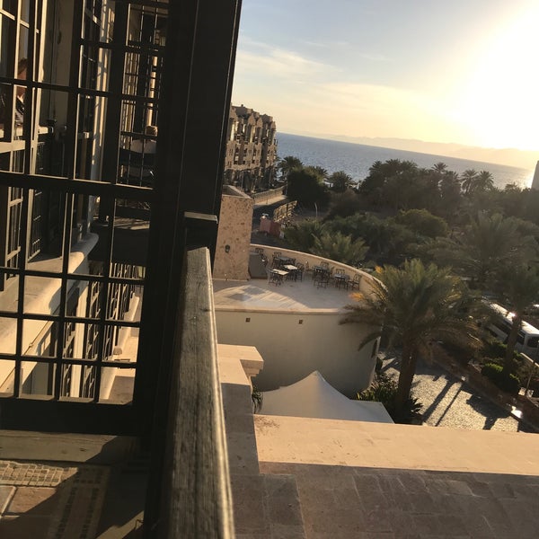 รูปภาพถ่ายที่ Mövenpick Resort &amp; Residences Aqaba โดย Baha A. เมื่อ 12/30/2019