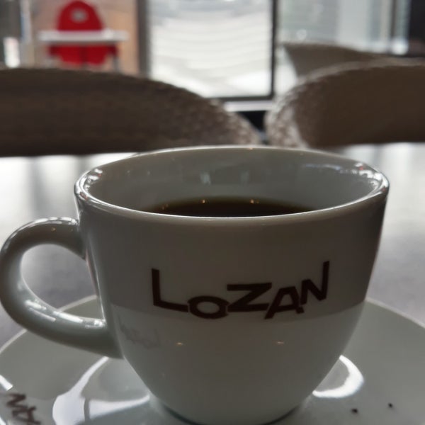 รูปภาพถ่ายที่ Lozan Pastanesi โดย Murat . เมื่อ 2/9/2019