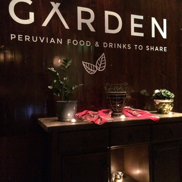 Foto tirada no(a) Garden Peruvian Restaurant por Lina em 11/11/2015