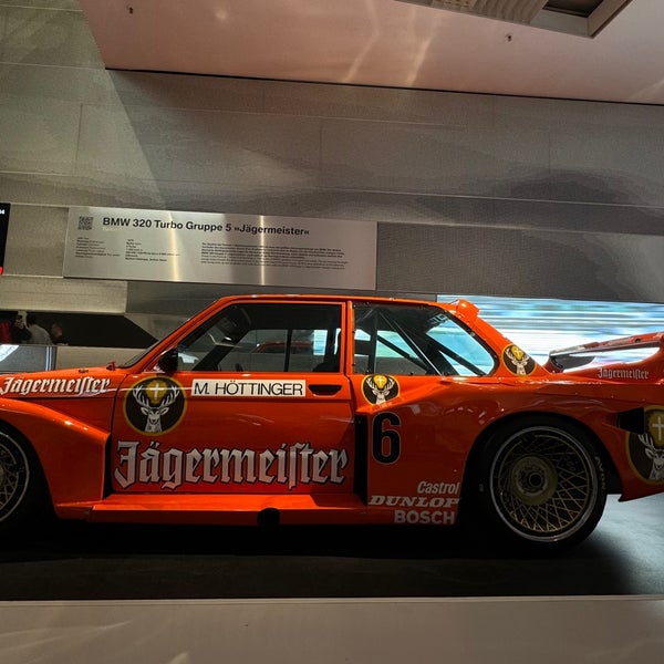 Foto diambil di BMW Museum oleh Juri P. pada 12/14/2023
