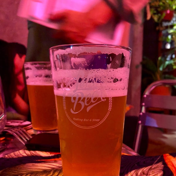 9/29/2018 tarihinde Tamas J.ziyaretçi tarafından Let&#39;s Beer'de çekilen fotoğraf
