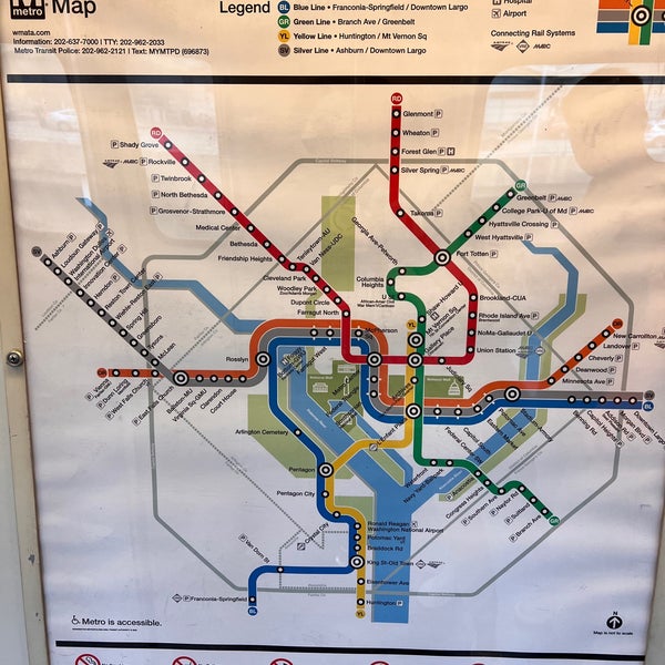 Photos at Ronald Reagan Washington National Airport Metro Station ...