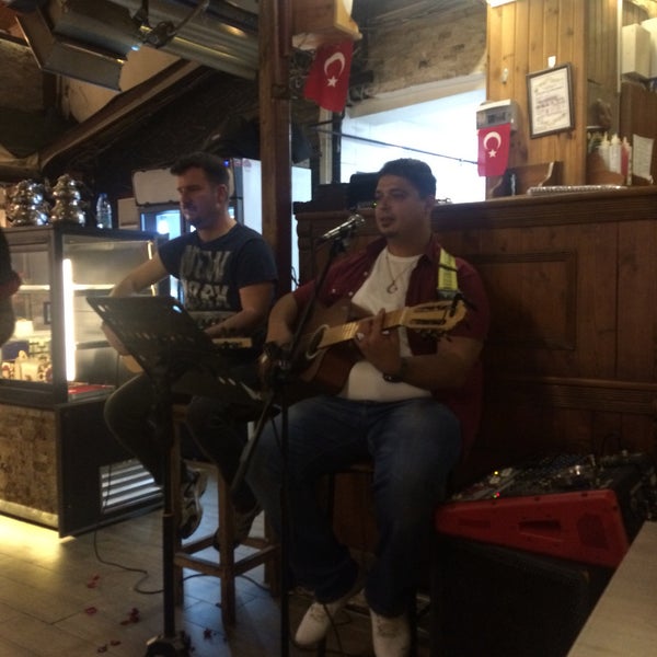 Foto scattata a Bahçem Cafe da Musti il 8/27/2019