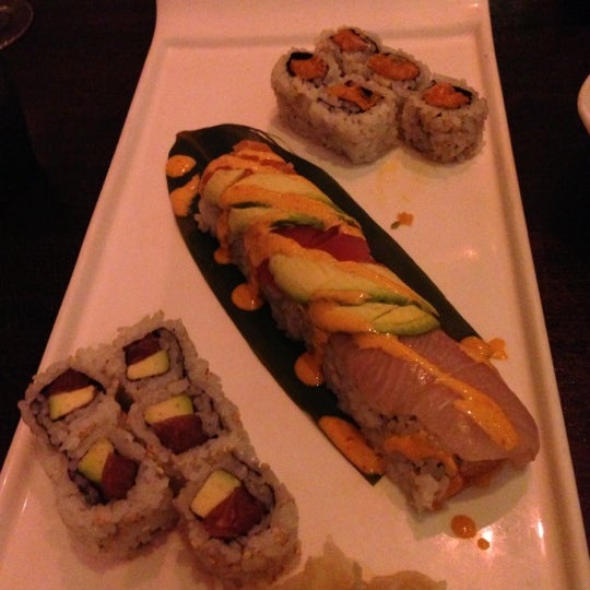 รูปภาพถ่ายที่ Sushi Masaru โดย Chris เมื่อ 12/3/2012