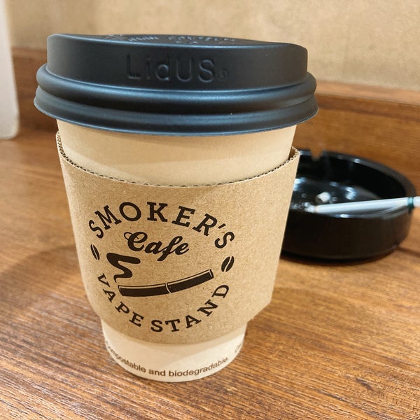 Das Foto wurde bei VapeStand Smoker&#39;s Cafe von なち am 1/9/2022 aufgenommen