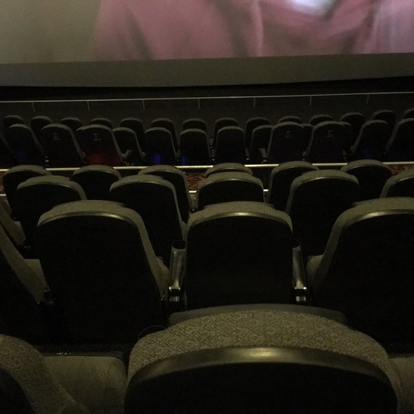 Regal Goldstream & IMAX Fairbanks, AK'da fotoğraflar