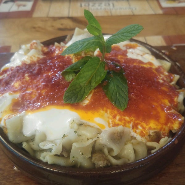 Photo taken at Çimen Pasta &amp; Cafe by Zülfiye T. on 1/19/2017