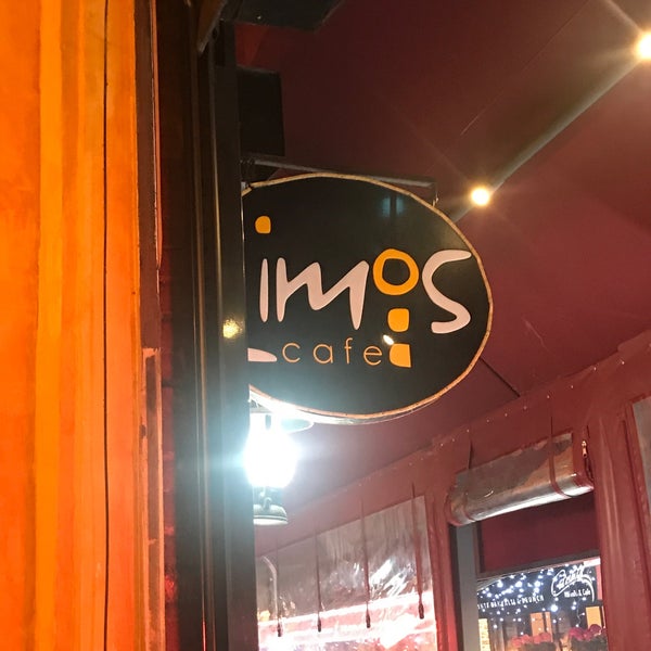 รูปภาพถ่ายที่ Limos Cafe โดย Seval U. เมื่อ 2/9/2019