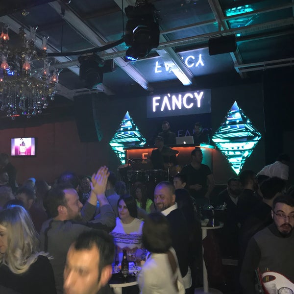 Foto scattata a Vitrin Club da Fadıl D. il 12/23/2017