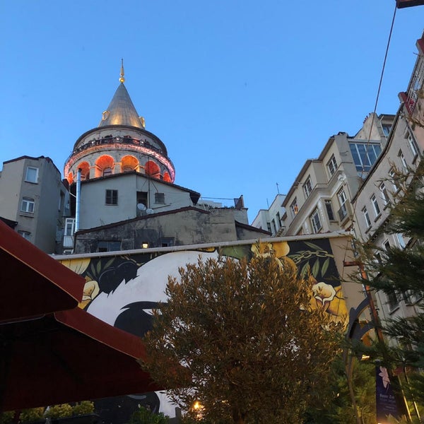 Foto scattata a Nola Restaurant Istanbul da Gizem Ö. il 7/5/2019
