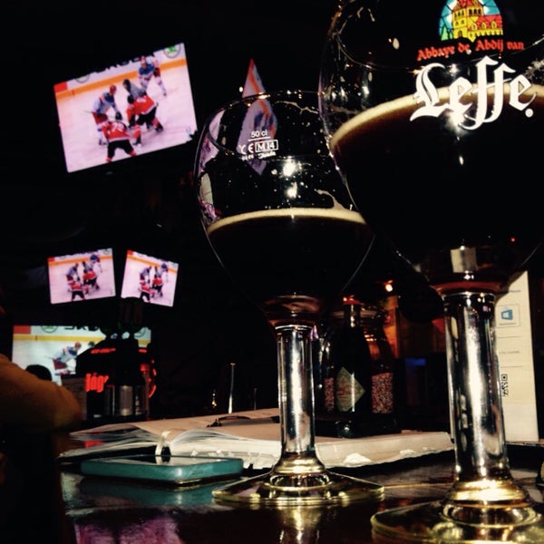 5/17/2015에 July님이 Big Papa&#39;s Grill&amp;Bar (ex. Cadillac Bar)에서 찍은 사진