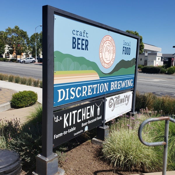 Photo taken at Discretion Brewing by Hop G. on 9/21/2019