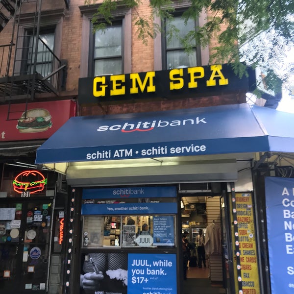 Fotos en Gem Spa (Ahora cerrado) East Village New York, NY