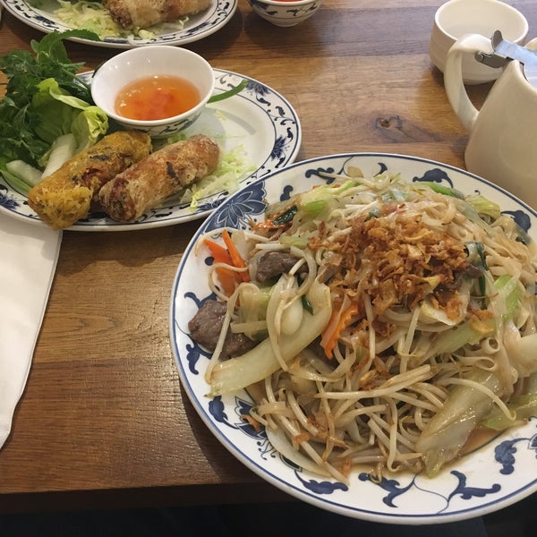 Photo taken at BunBunBun Vietnamese Food by Davide C. on 6/4/2018