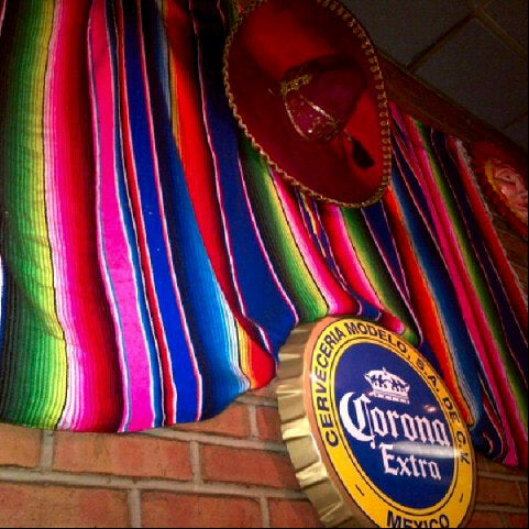 1/13/2013에 Jack G.님이 Buddy&#39;s Burrito &amp; Taco Bar에서 찍은 사진