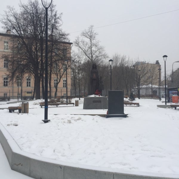 Площадь разгуляй