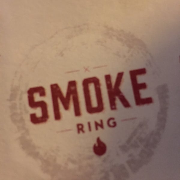 Foto tirada no(a) The Smoke Ring por Jeff H. em 9/27/2016