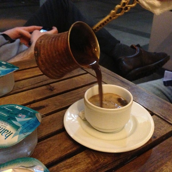 Közde Kahve (Now Closed) Coffee Shop in Kuloglu