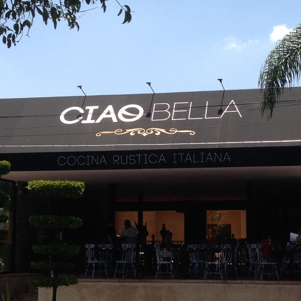 รูปภาพถ่ายที่ Ciao Bella โดย Ciao Bella เมื่อ 5/22/2015